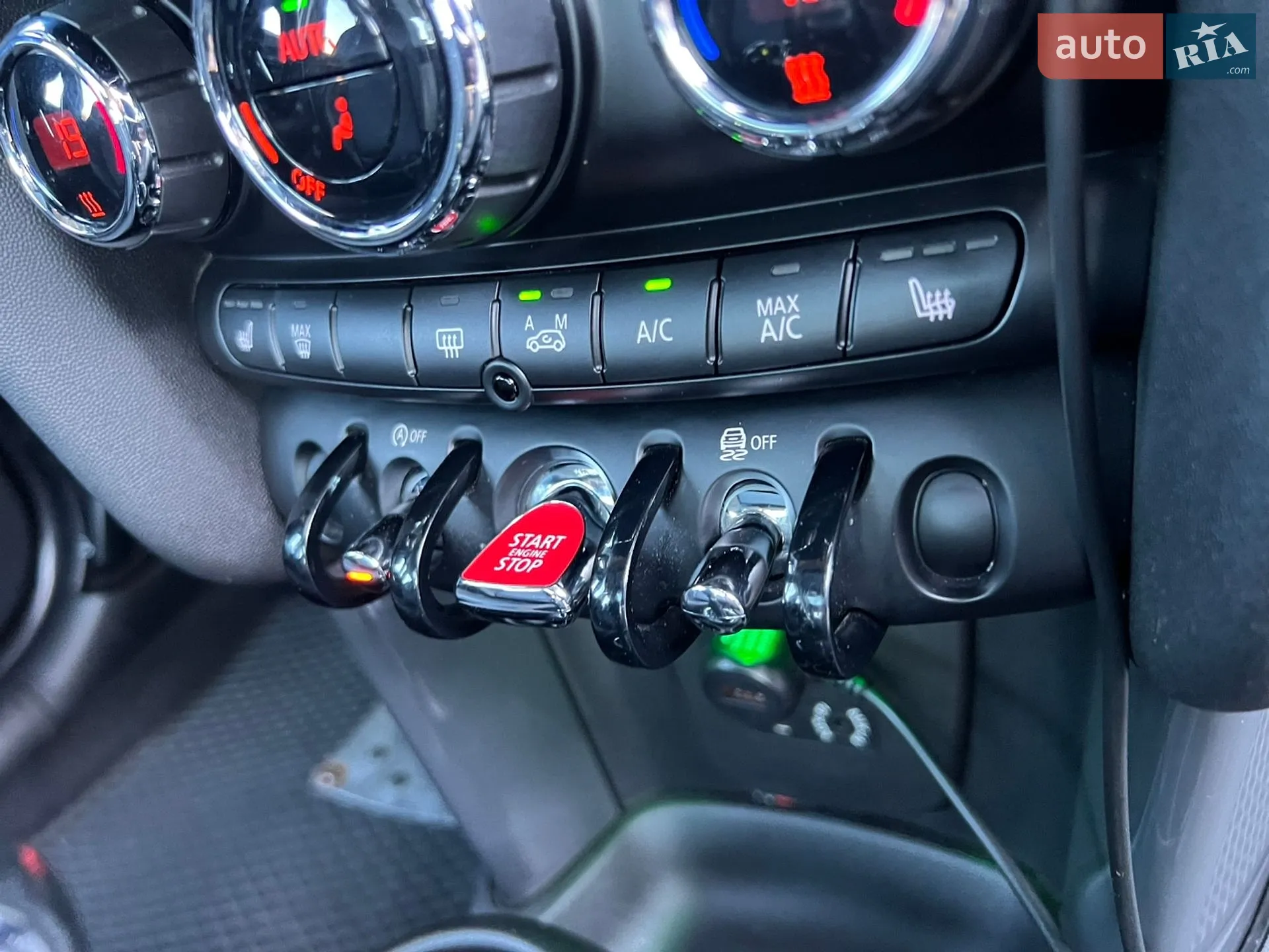 2014 MINI Cooper - мініатюра 35