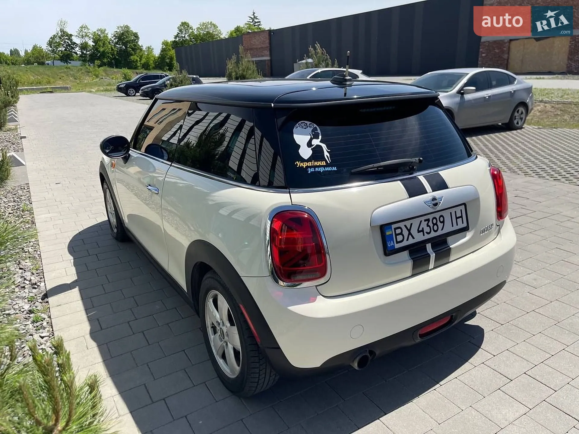 2014 MINI Cooper - мініатюра 11