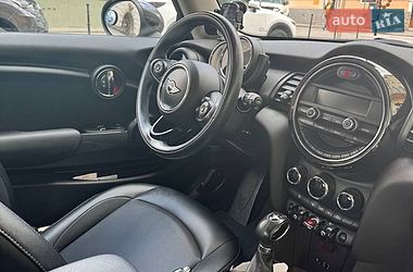 Хетчбек MINI Cooper 2016 в Городку