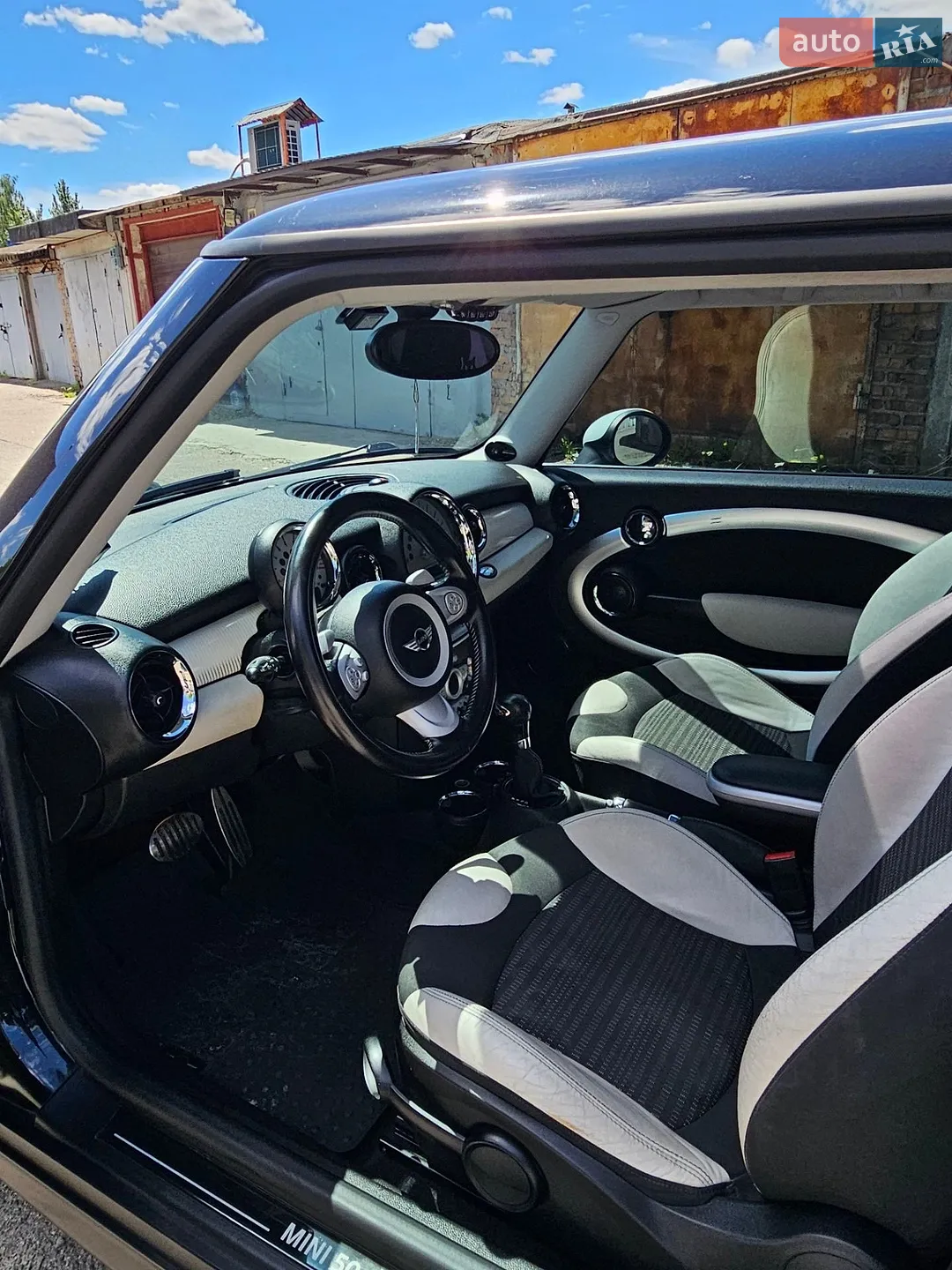 2010 MINI Cooper - мініатюра 20
