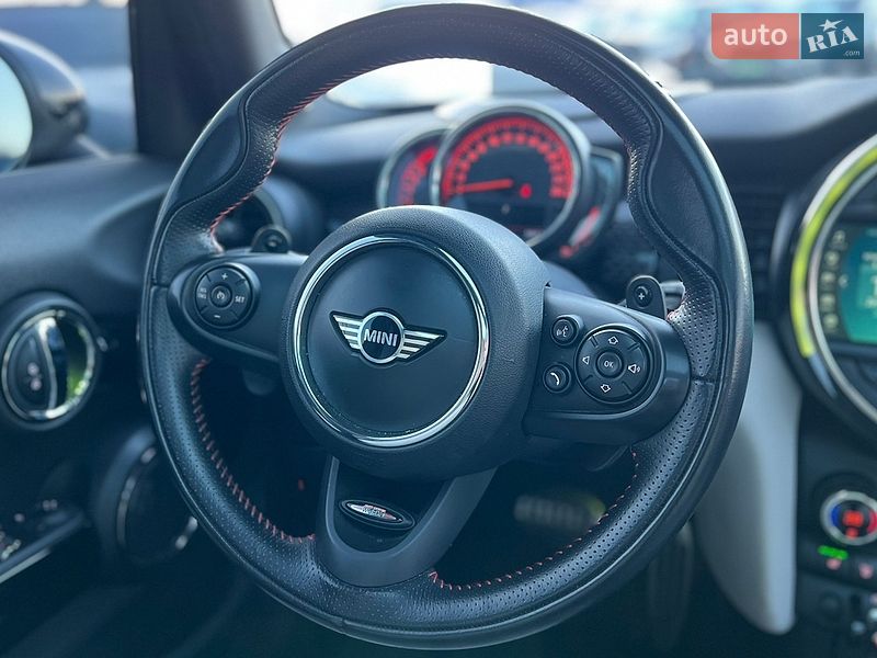Хэтчбек MINI Cooper 2018 в Киеве фото 25 Хэтчбек MINI Cooper 2018 в Киеве