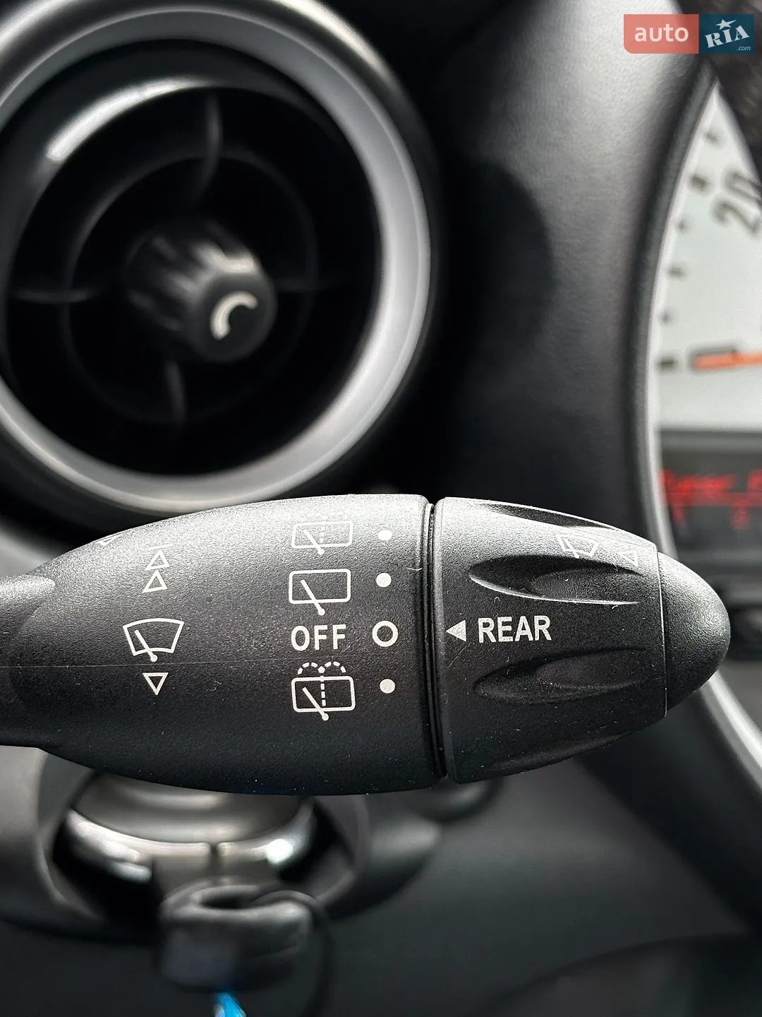 2011 MINI Cooper - мініатюра 25
