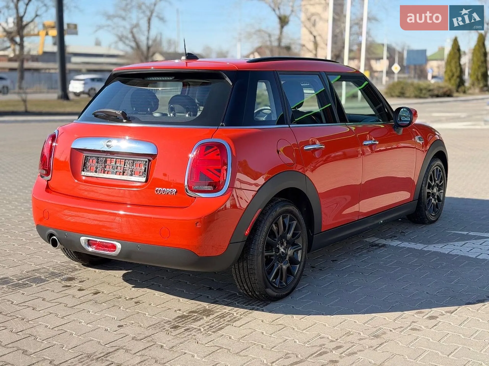 2020 MINI Cooper - мініатюра 8