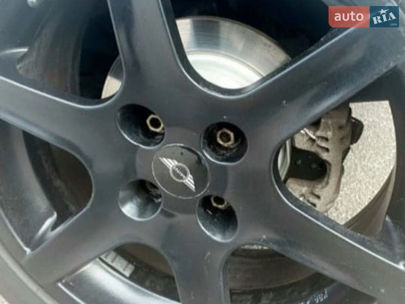 Хэтчбек MINI Cooper 2004 в Одессе