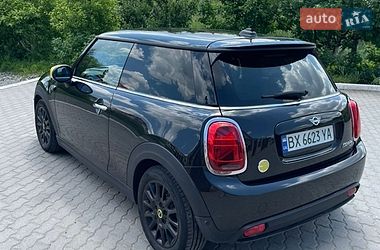 Хэтчбек MINI Cooper 2022 в Хмельницком