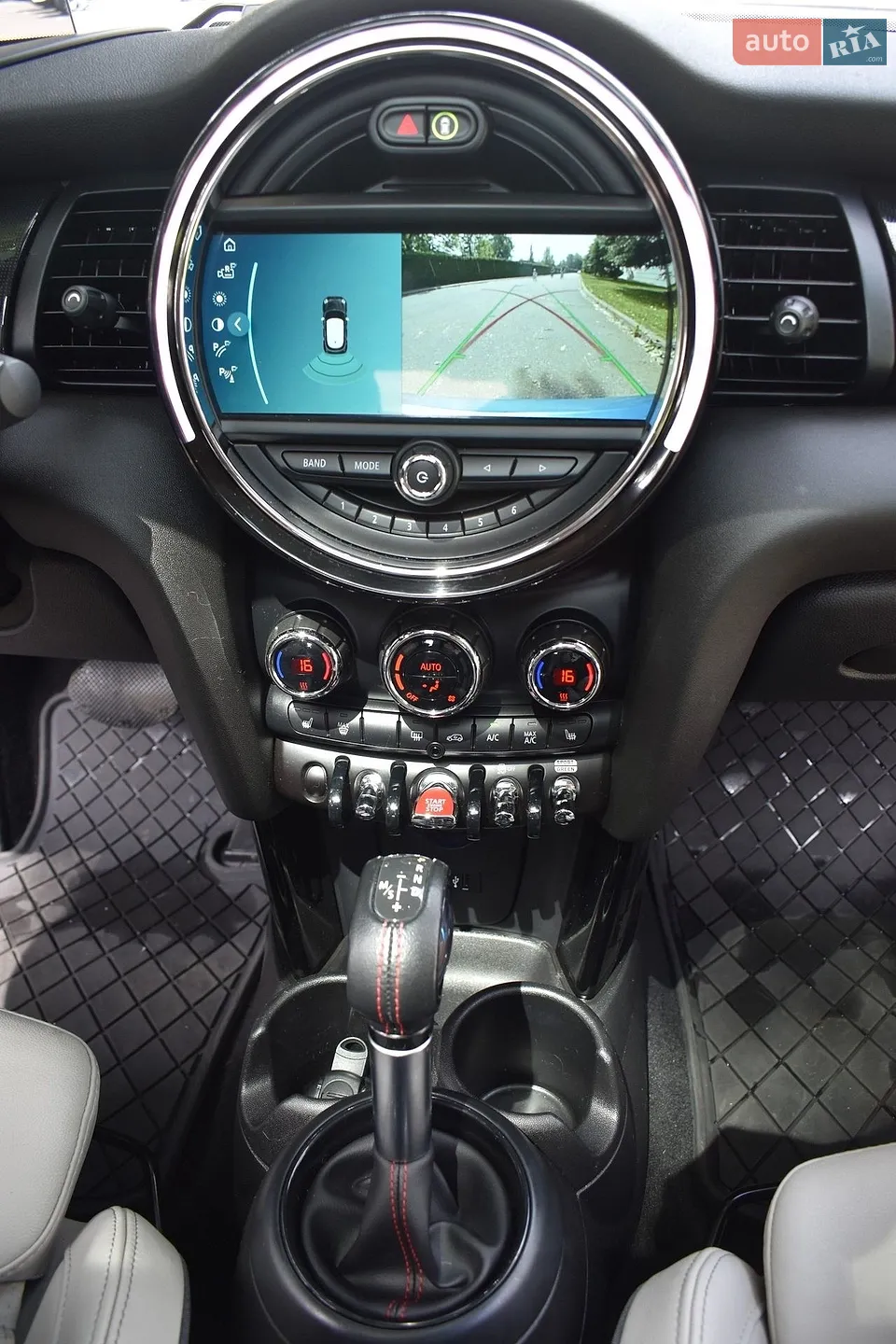 2018 MINI Cooper - мініатюра 8
