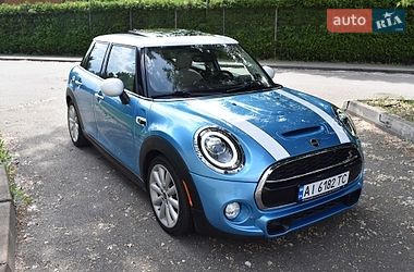 Хэтчбек MINI Cooper 2018 в Киеве
