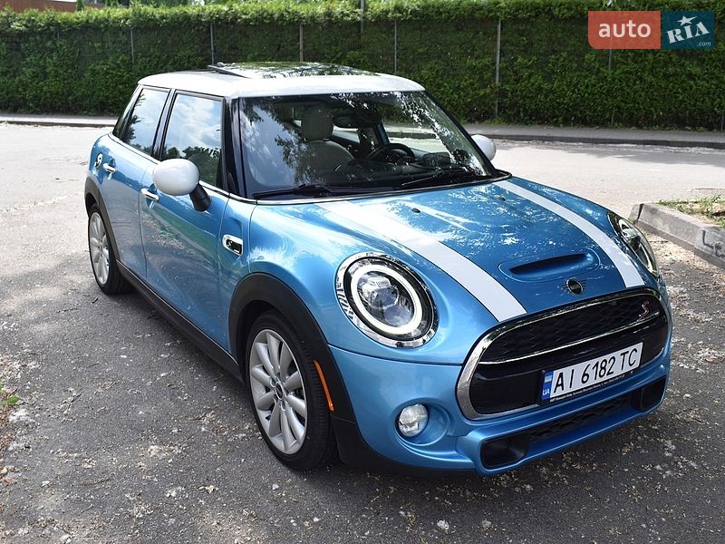 Хэтчбек MINI Cooper 2018 в Киеве
