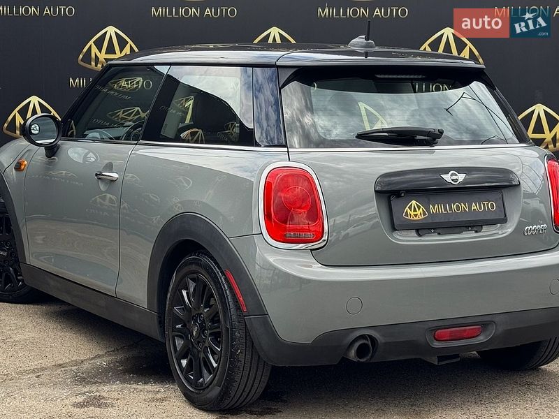 Хетчбек MINI Cooper 2017 в Києві