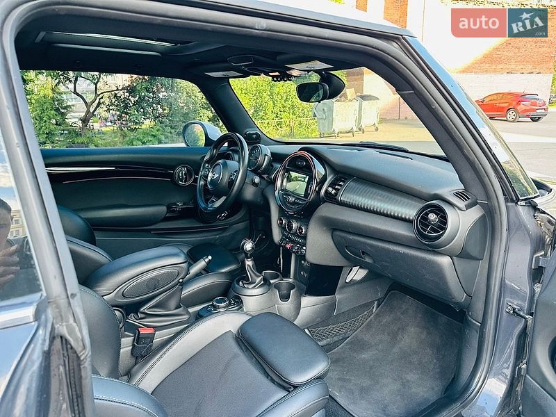 Хетчбек MINI Cooper 2018 в Пісочині