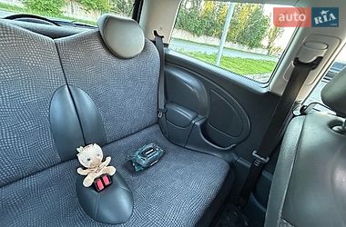 Хэтчбек MINI Cooper 2004 в Киеве