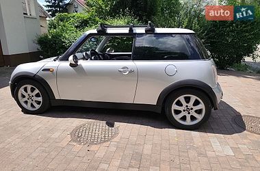 Хэтчбек MINI Cooper 2002 в Киеве