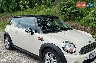 Хэтчбек MINI Cooper 2013 в Обухове