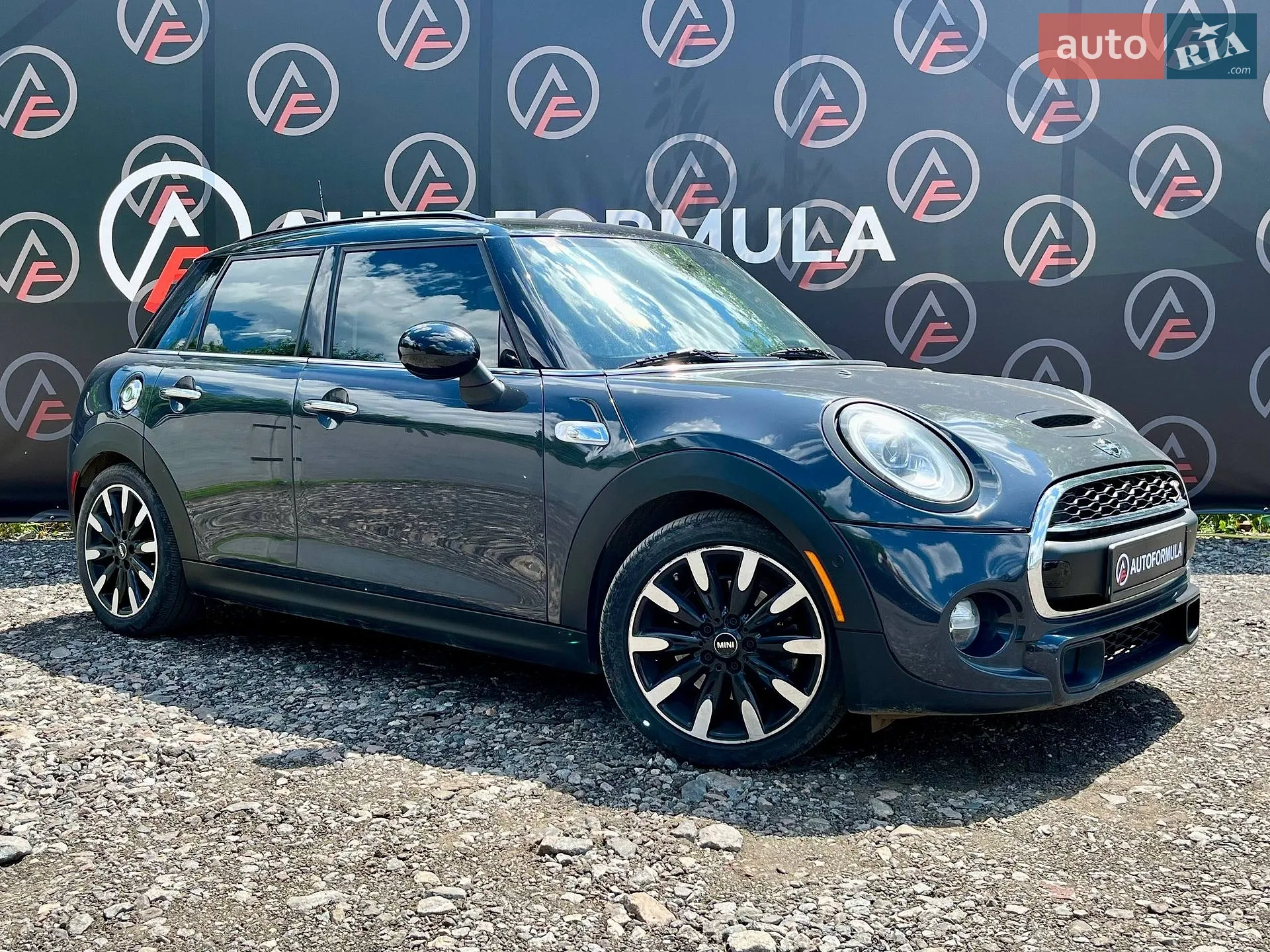 2017 MINI Cooper - фото 1