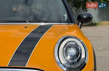 Хетчбек MINI Cooper 2016 в Дніпрі