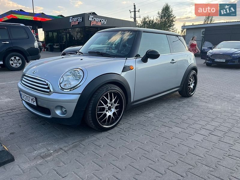 Хэтчбек MINI Cooper 2008 в Киеве