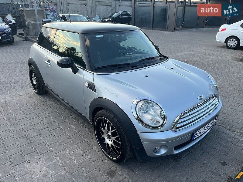 Хетчбек MINI Cooper 2008 в Києві
