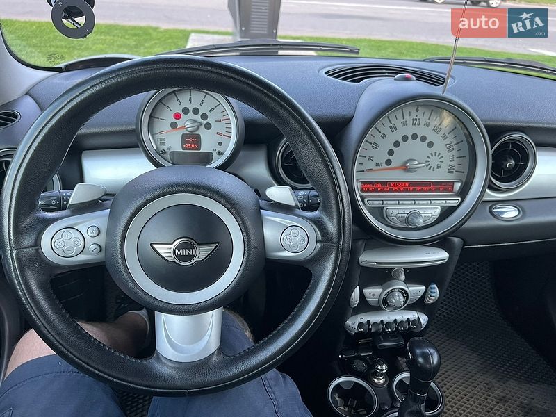 Хэтчбек MINI Cooper 2008 в Киеве