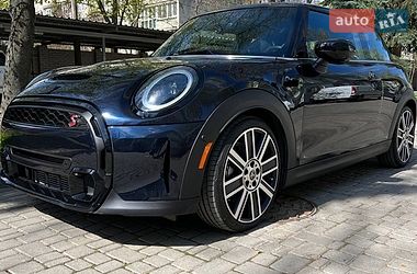 Хэтчбек MINI Cooper 2022 в Николаеве