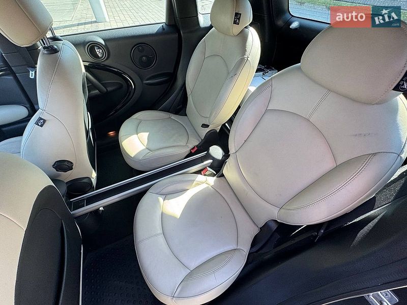 Хетчбек MINI Cooper 2011 в Івано-Франківську