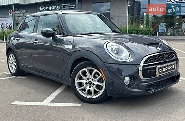 Хэтчбек MINI Cooper 2016 в Киеве