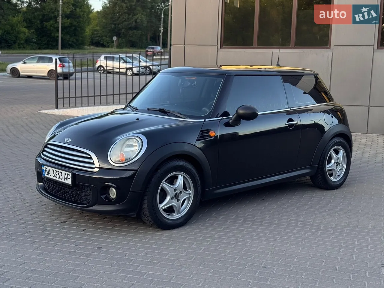 2011 MINI Cooper - мініатюра 8