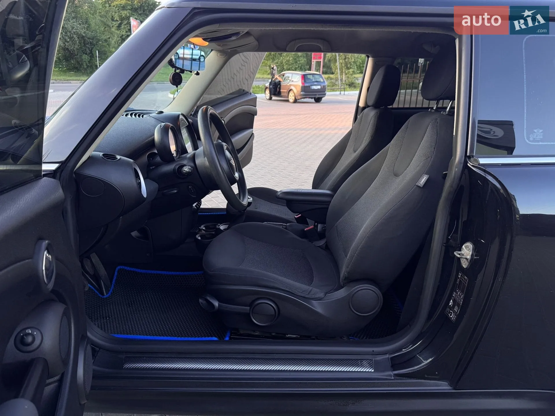 2011 MINI Cooper - мініатюра 19