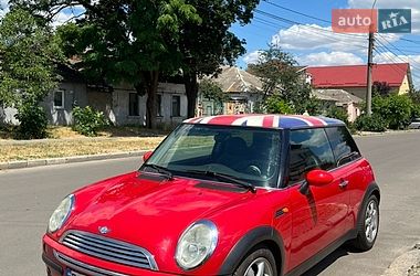 Хэтчбек MINI Cooper 2004 в Николаеве