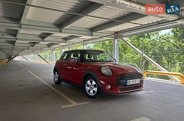 Хэтчбек MINI Cooper 2014 в Киеве фото Хэтчбек MINI Cooper 2014 в Киеве