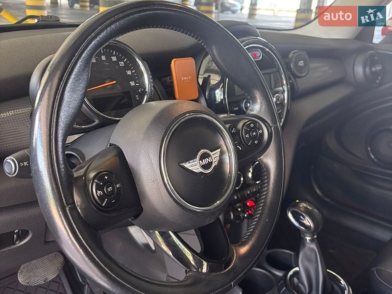 Хэтчбек MINI Cooper 2014 в Киеве фото 8 Хэтчбек MINI Cooper 2014 в Киеве