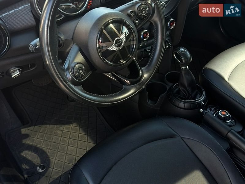 Хетчбек MINI Cooper 2015 в Києві