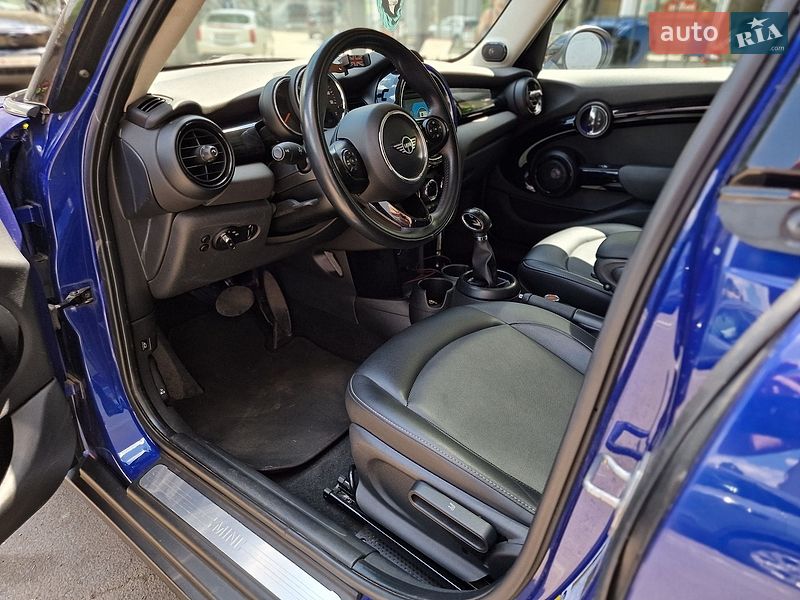Хэтчбек MINI Cooper 2018 в Одессе