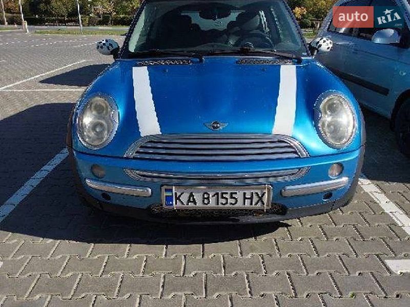 Хетчбек MINI Cooper 2005 в Южному фото Хетчбек MINI Cooper 2005 в Южному