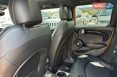 Хэтчбек MINI Cooper 2016 в Львове