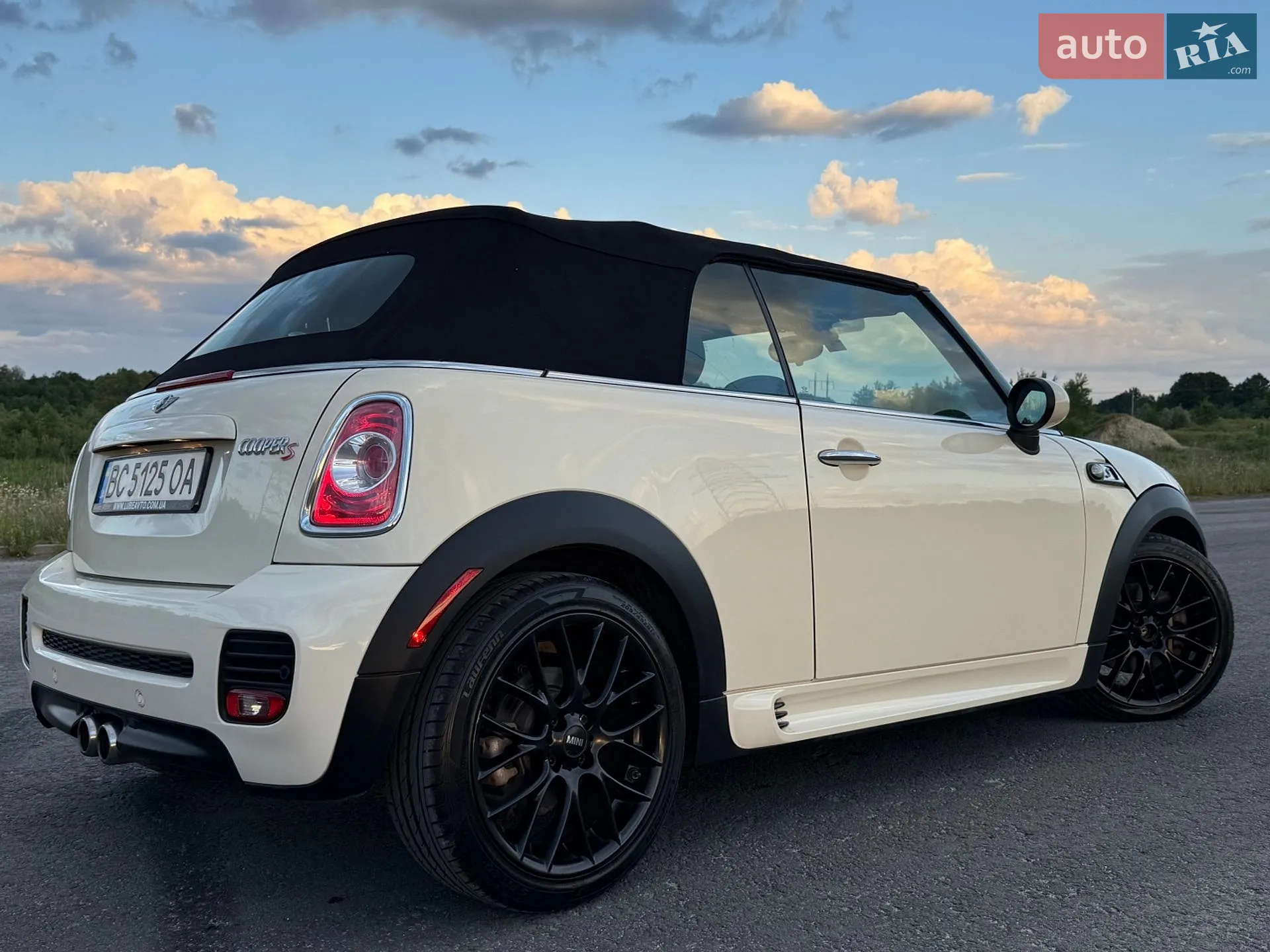 2015 MINI Cooper - мініатюра 23
