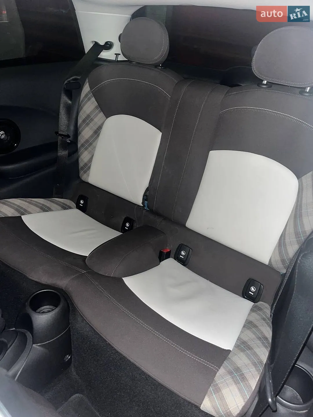 2014 MINI Cooper - мініатюра 10