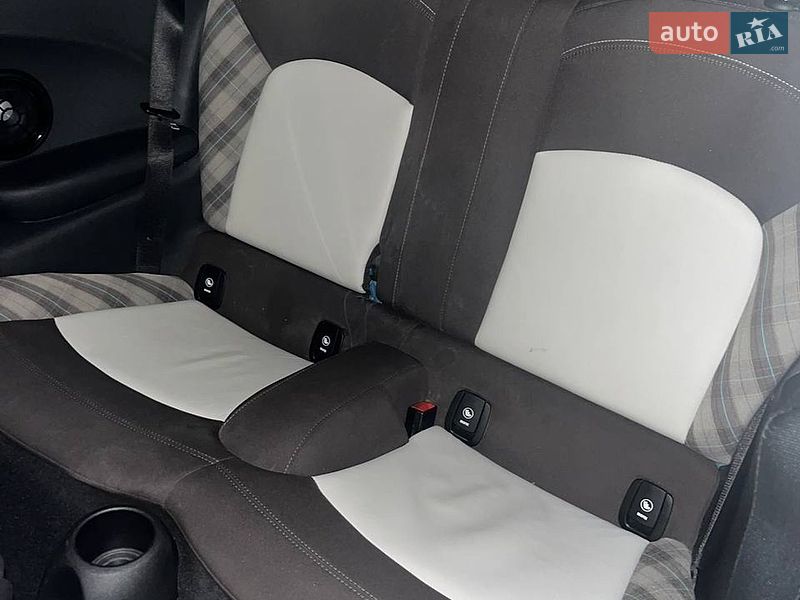 Хетчбек MINI Cooper 2014 в Києві