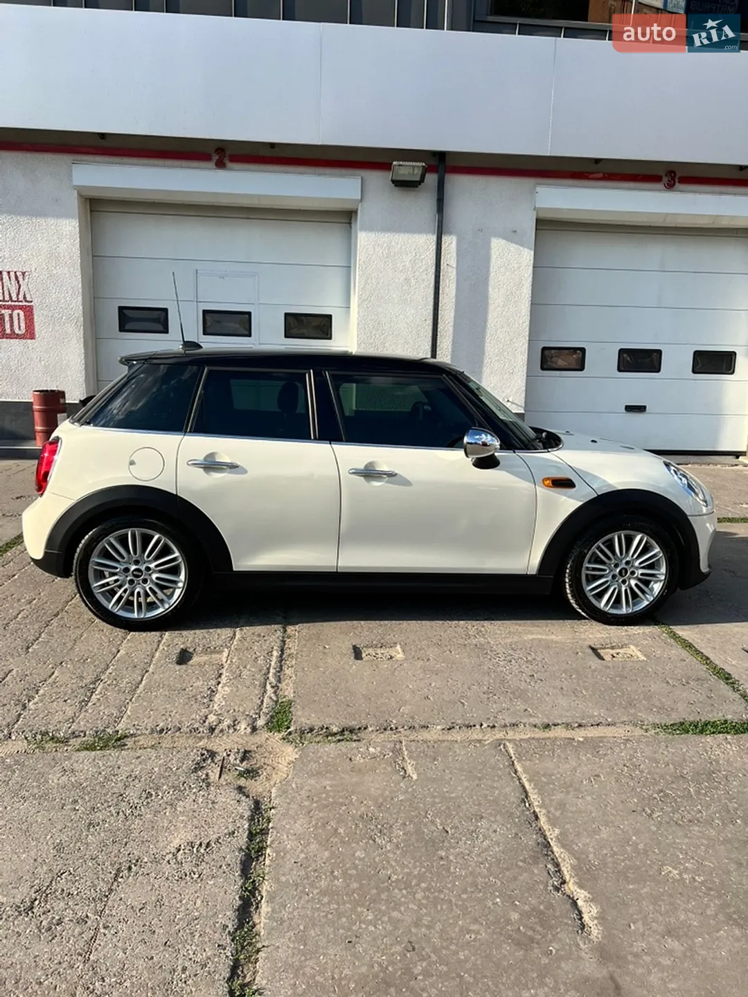2016 MINI Cooper - мініатюра 2