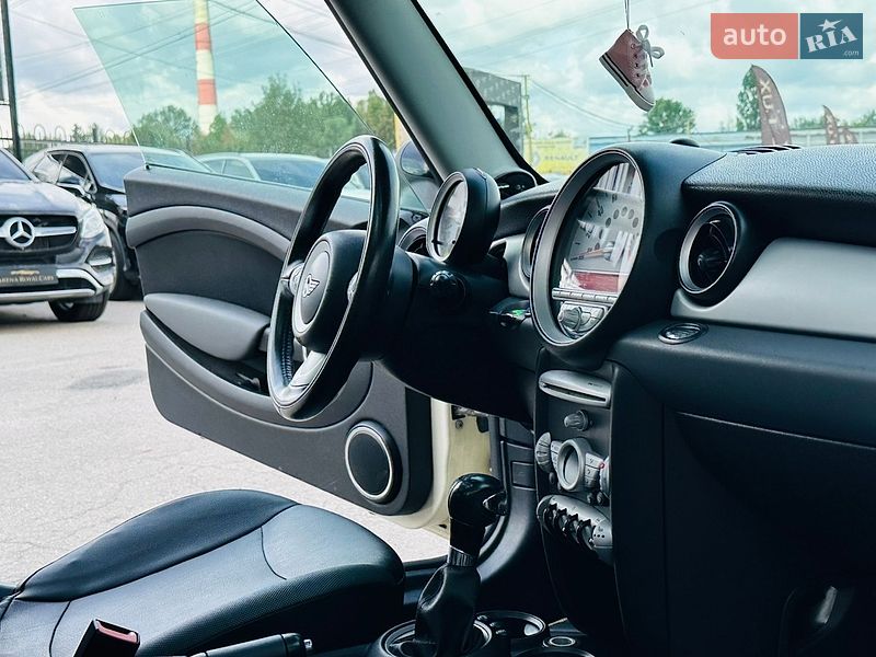 Хэтчбек MINI Cooper 2009 в Харькове