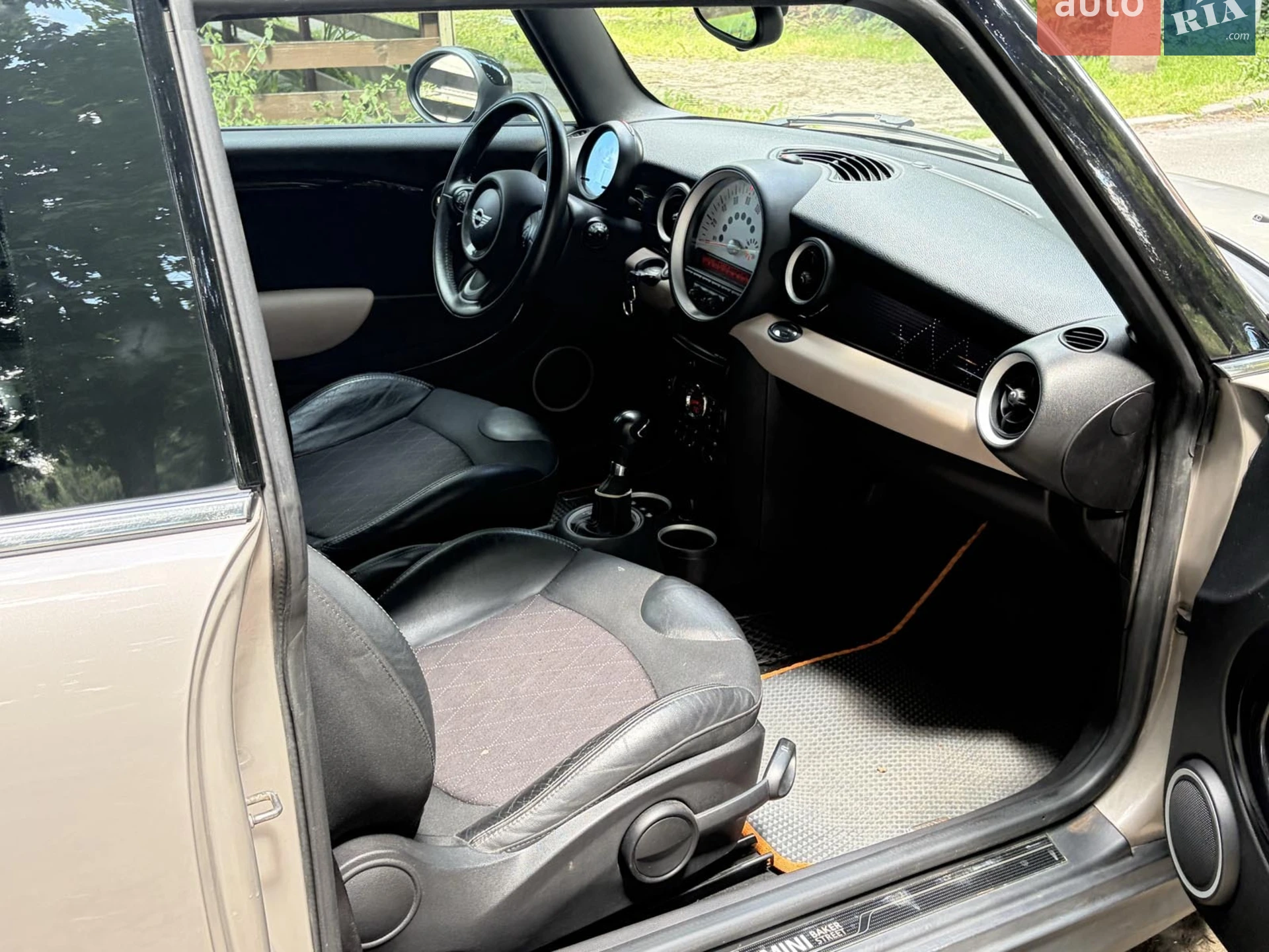 2013 MINI Cooper - мініатюра 29