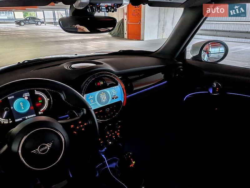 Хэтчбек MINI Cooper 2023 в Одессе
