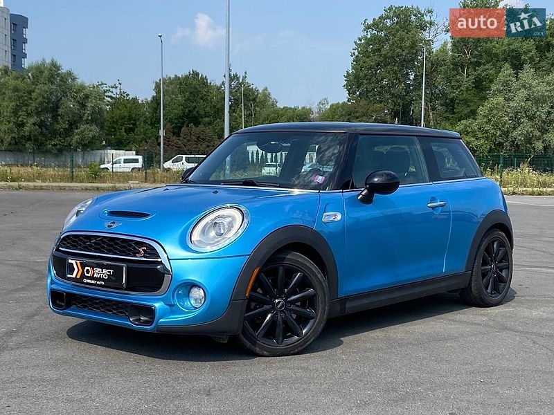 Хетчбек MINI Cooper 2015 в Львові фото Хетчбек MINI Cooper 2015 в Львові