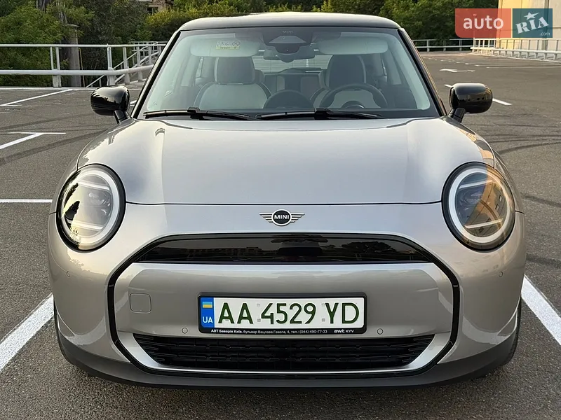 MINI Cooper 2024 VIN WMW11GC090TA65045 фото оголошення 10 з 76