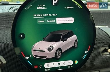 Хэтчбек MINI Cooper 2024 в Киеве