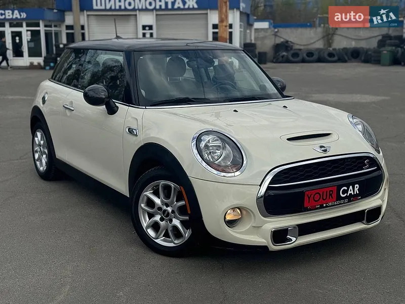MINI Cooper 2015 VIN WMWXP7C50G3B33618 фото оголошення 2 з 58