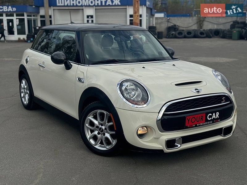 Хэтчбек MINI Cooper 2015 в Киеве