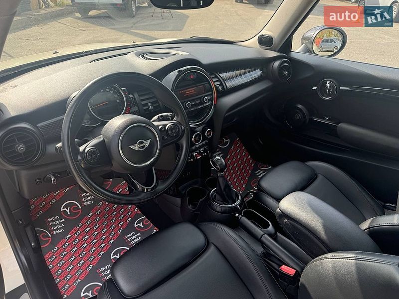 Хэтчбек MINI Cooper 2015 в Киеве