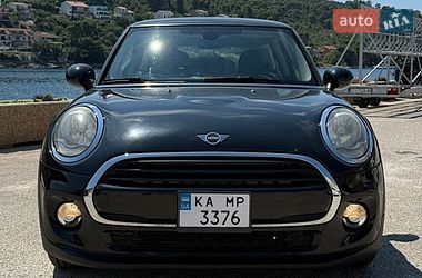 Хэтчбек MINI Cooper 2019 в Киеве фото 6 Хэтчбек MINI Cooper 2019 в Киеве