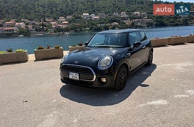 Хэтчбек MINI Cooper 2019 в Киеве фото 10 Хэтчбек MINI Cooper 2019 в Киеве
