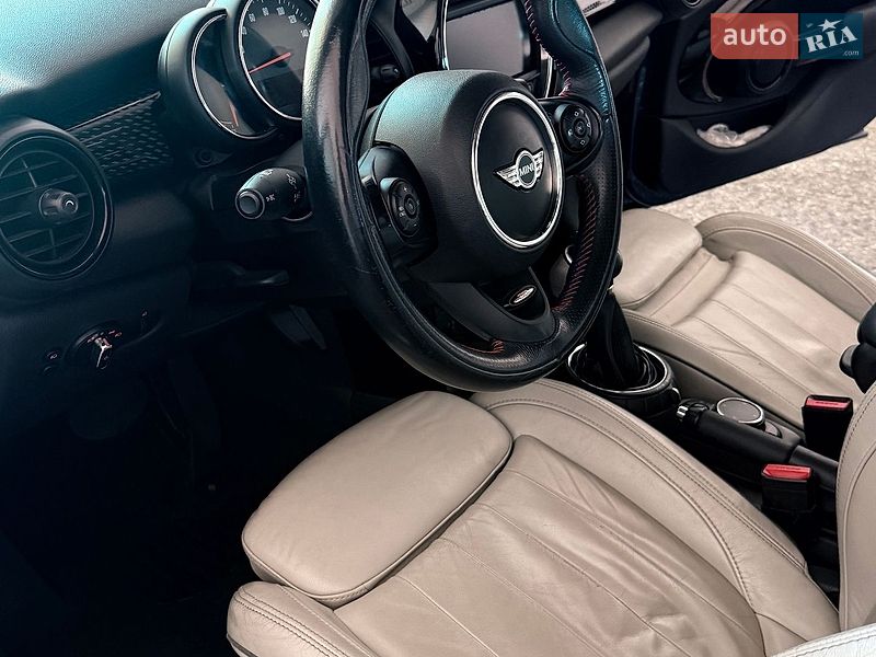 Хетчбек MINI Cooper 2015 в Києві